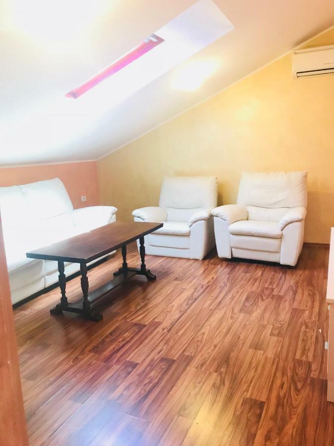 Apartments Vidovic Cezarji Exterior photo
