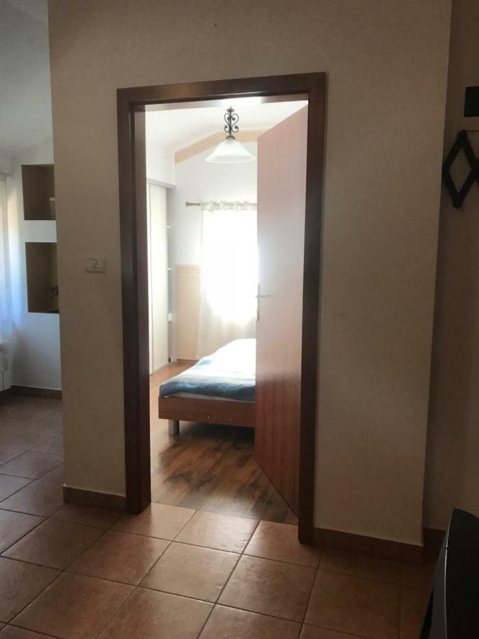 Apartments Vidovic Cezarji Exterior photo